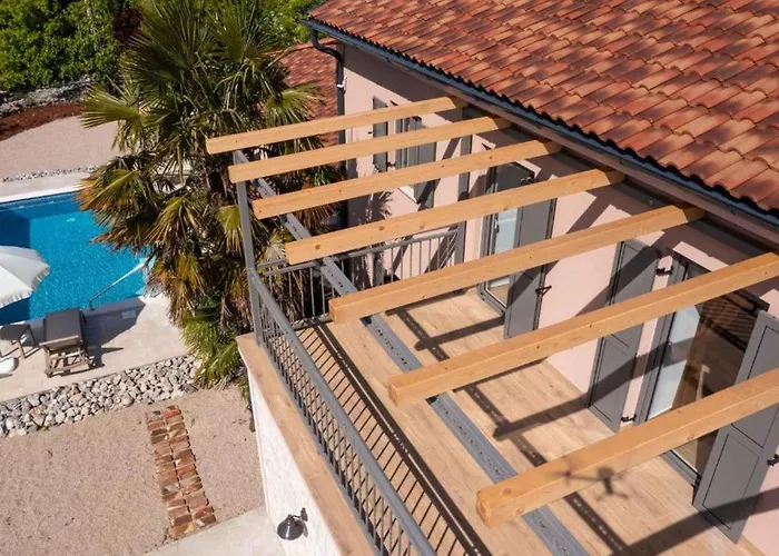 With Pool In Malinska-insel Krk 55087 مالينسكا