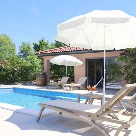 With Pool In Malinska-insel Krk 55087 * Malinska