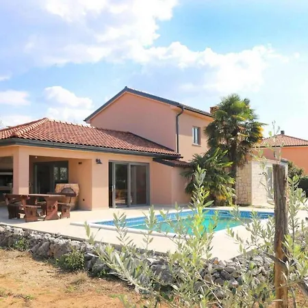 With Pool In Malinska-insel Krk 55087 * Malinska