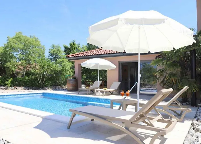 With Pool In Malinska-insel Krk 55087 * Malinska