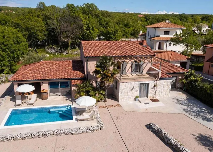 With Pool In Malinska-insel Krk 55087 Malinska