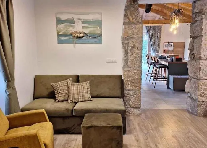 Villa With Pool In Malinska-insel Krk 55087 *