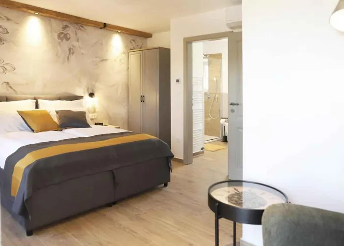 With Pool In Malinska-insel Krk 55087 *