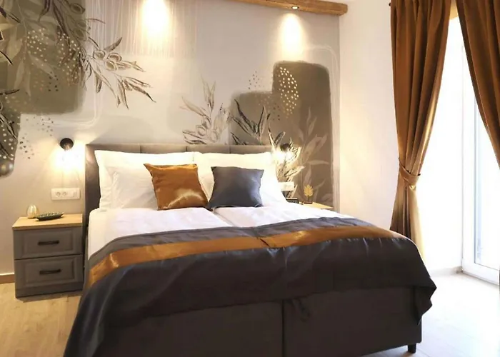 Villa With Pool In Malinska-insel Krk 55087 Malinska